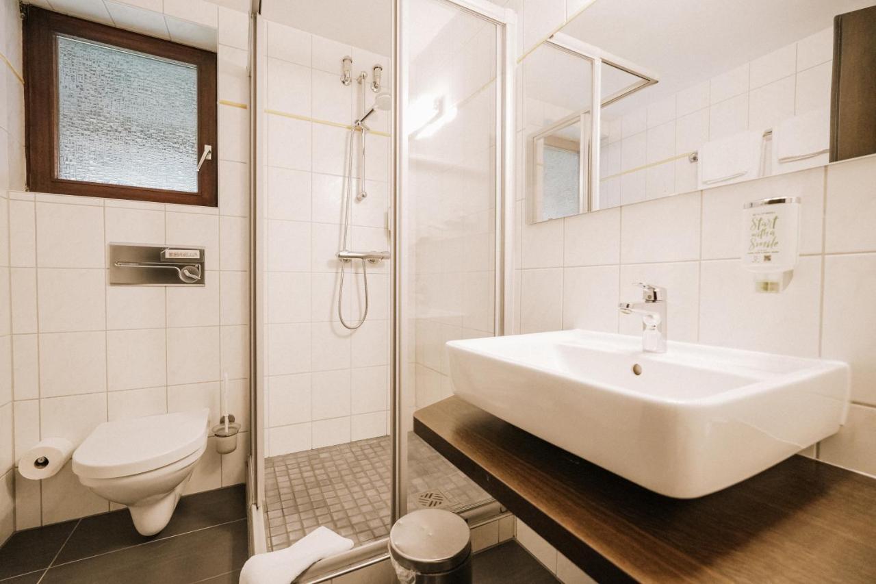Landhotel Waldhaus Laubach  Ngoại thất bức ảnh