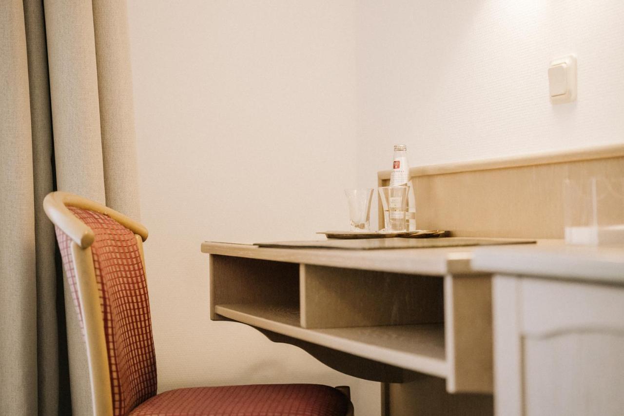 Landhotel Waldhaus Laubach  Ngoại thất bức ảnh